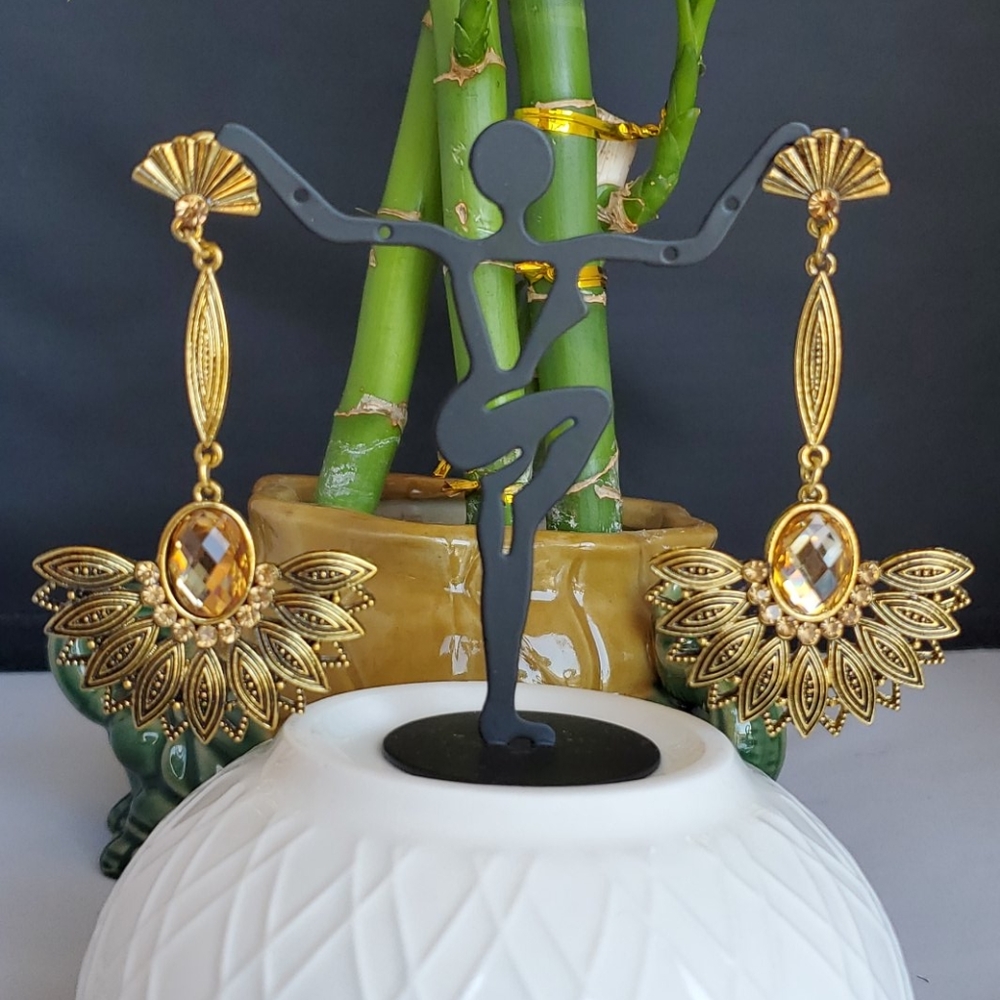 Fancy Earring - Picture 3 of 8